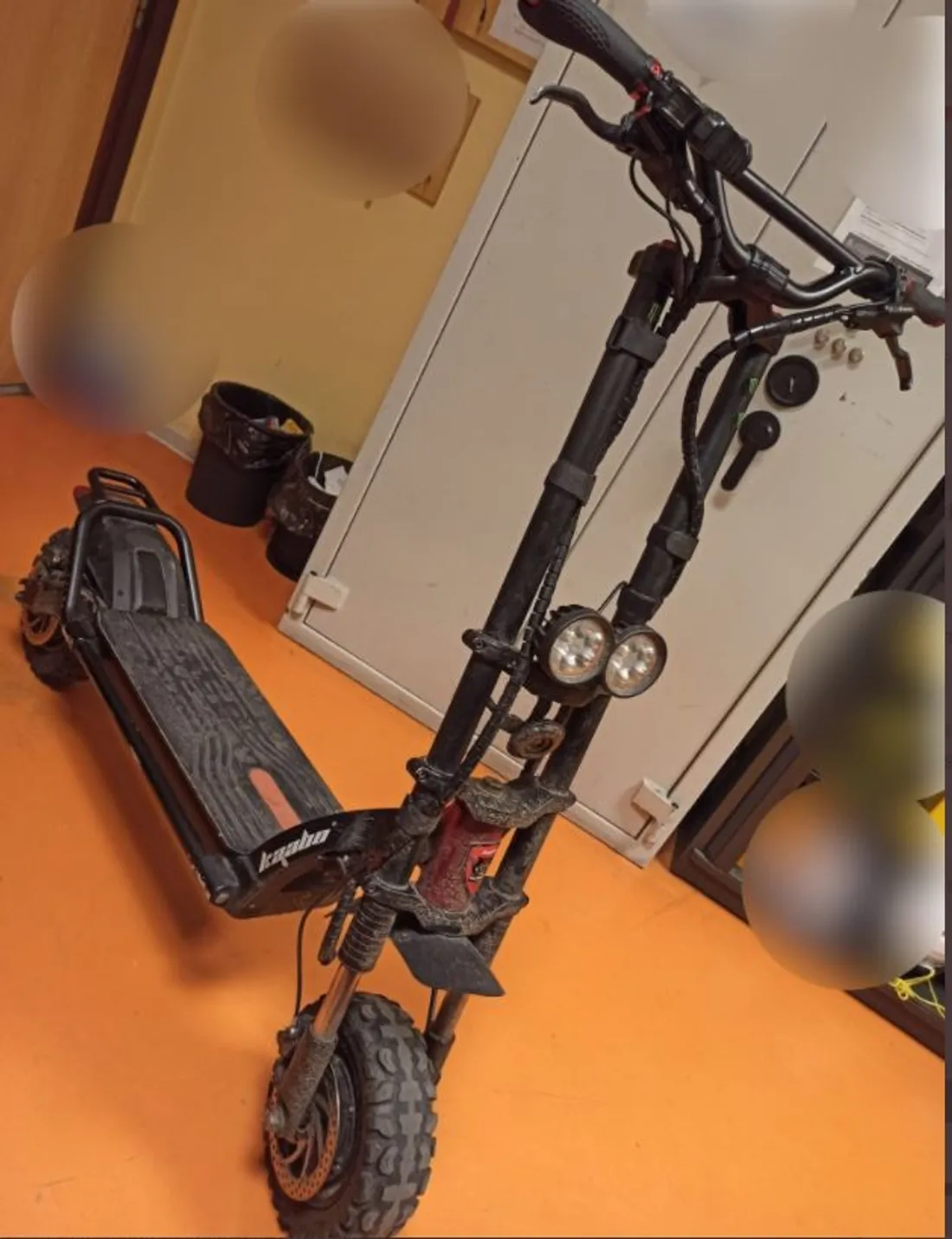 La trottinette qui peut atteindre jusqu'à 113 km/h, a été saisie par la police.